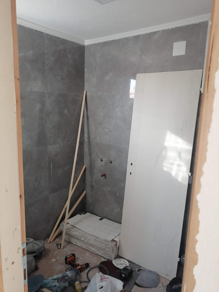 Kupaonica modularne kućice u izgradnji